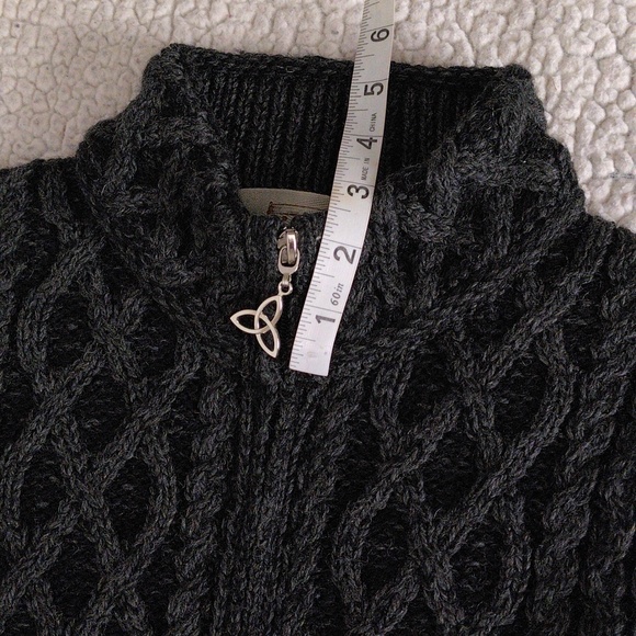 Aran Sweater Market XS 100% Merino Wool Full Zip Fisherman Sweater - Picture 11 of 12